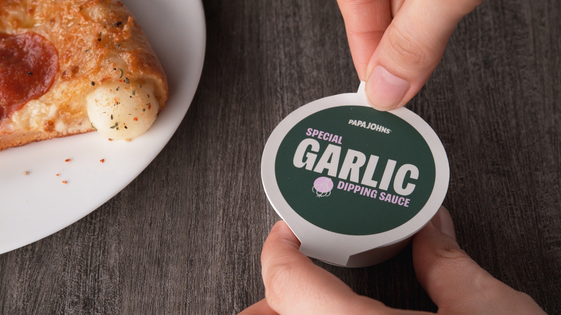 Papa Johns Fuels Fandom with New Garlic Epic Stuffed Crust Pizza