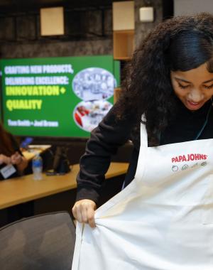 To inspire and empower up-and-coming young entrepreneurs, Papa Johns recently hosted members from the Boys & Girls Club of Metro Atlanta at our corporate hub to experience being a “Franchisee for a Day.”