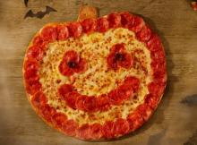 Jack-o'-lantern pizza