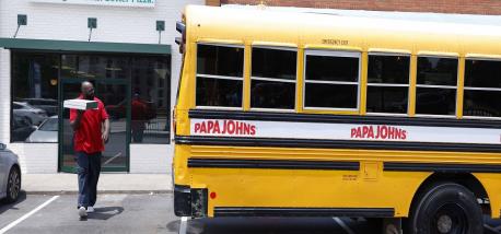 Shaquille O’Neal Encourages Papa Johns Team Members to Go Back to School – for Free!