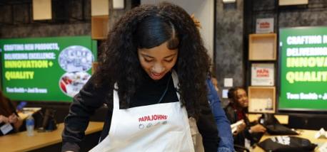 To inspire and empower up-and-coming young entrepreneurs, Papa Johns recently hosted members from the Boys & Girls Club of Metro Atlanta at our corporate hub to experience being a “Franchisee for a Day.”