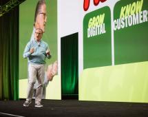 Kevin Vasconi speaks at Papa Johns Franchisee Conference 2025